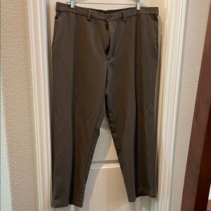 Haggar Men's Brown Slacks